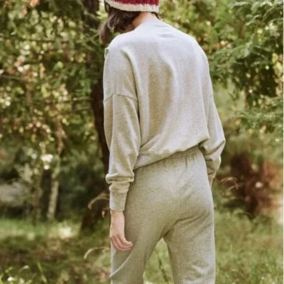 THE GREAT. The Bow Dropped Shoulder Sweatshirt Light Heather Grey Women's Size 1 - Picture 2 of 11